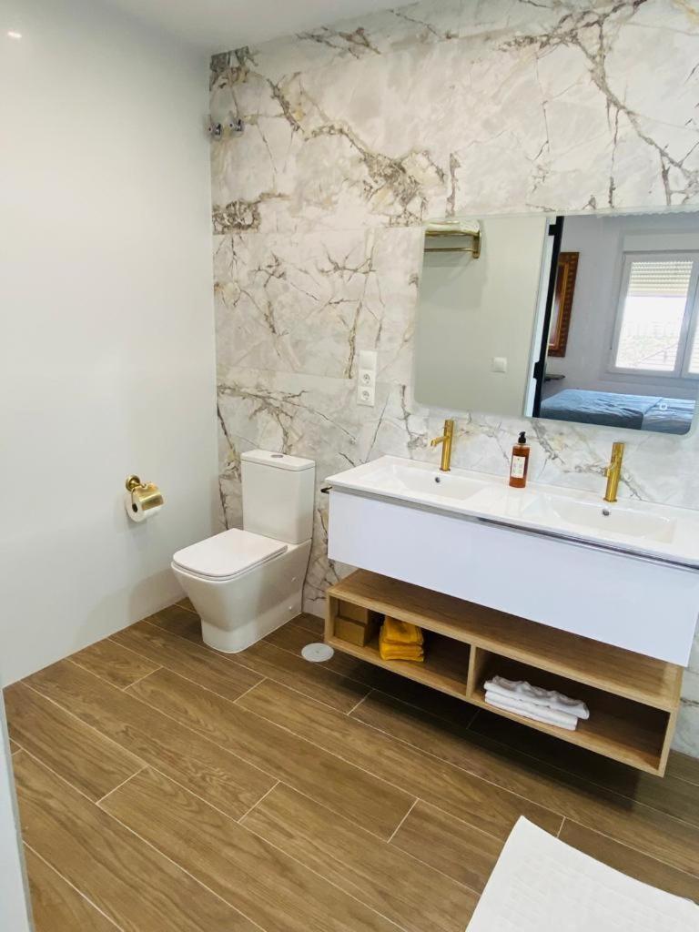 Cariad Boutique Bed & Breakfast La Cala Del Moral Chambre photo